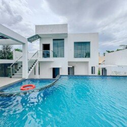 Stone House Luxury Villa ECR