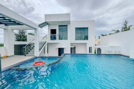 Stone House Luxury Villa ECR